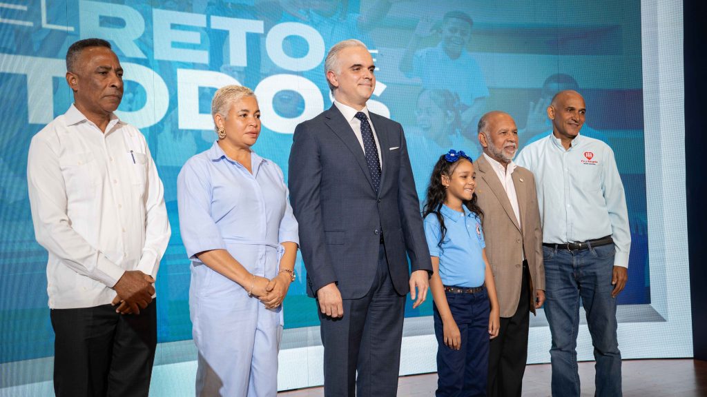 Fe y Alegría Dominicana se hizo presente en la presentación de la estrategia educativa y el Pacto Educativo