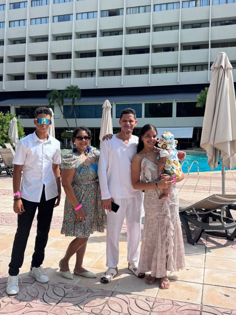 Alianzas que dan alegría! Fe y Alegría Dominicana y Palladium Hotel Group